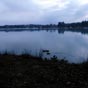 Dpart du gite de l'Isle-Jourdain localis prs d'un agrable lac.