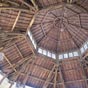 La halle aux grains possde une charpente qui ne laisse pas indiffrent!