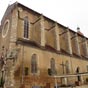 Eauze: La cathdrale Saint-Luperc fut construite entre 1467 et 1521.La cathdrale Saint-Luperc est consacre  saint Lupercus, vangliste qui convertit Anatole et Dassin. Construite de 1467  1521, par l'vque Jean Marre de Condom. C'est un vaisseau gothique haut de 22 m,  nef unique, et chapelles basses entre les contreforts, avec un clocher octogonal. Des briques romaines ont t remployes dans les murs. Ses hautes baies ont des vitraux du xvie sicle et du xixe sicle. Le btiment abrite un orgue de tribune ralis en 1842 par le facteur d'orgue Daublaine-Callinet  buffet nogothique puis augment par le facteur d'orgue Magen. L'archevque d'Auch Franois-Augustin Delamare fait de l'glise de nouveau une cathdrale en 1865. 