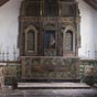 En quittant Lavacolla on tombe de suite sur l'Ermita San Roque,galement nomme chapelle de Xan Xordo implante ici pour conjurer les risques de peste.... On dcouvre l'intrieur de cette chapelle.