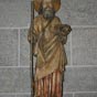 La statue de Saint-Jacques en la cathdrale Notre-Dame