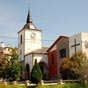 La Caridad: L'glise San Miguel de Mohices, la mairie et le parc Cristina constituent le centre de la ville.