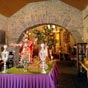 Dans l'Ermitage San roque, perdu en plein centre-ville, on a regroup statues, tableaux , objet de culte..Que reste t-il de la puret de l'art roman?