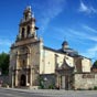 L'glise paroissiale Nostra Senora de la Plaza de Cacabelos est du XVIe sicle avec une abside du XIIe devenue chapelle et vierge en pierre du XIIIe sicle au dessus de la porte