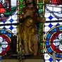 Saint Jacques veille sur les plerins au sein de l'glise...