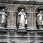 Portail Sud de la cathdrale: Oeuvre de Martin de Beratua, no-classique avec les reprsentations de Santo Domingo de la Calzada et,  ses cts, San Emeterio et San Caledonio