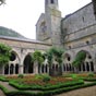 Labbaye de Fontfroide est une abbaye cistercienne situe sur le territoire de la commune de Narbonnea, dans le dpartement de l'Aude en France. Initialement abbaye bndictine (1093), elle est intgre  l'ordre cistercien entre 1144 et 1145. Dans la seconde moiti du xiie sicle, elle reoit d'importants dons en terres d'Ermengarde de Narbonne, puis au milieu du xiiie sicle, d'importants dons en terres et en nature d'Olivier de Termes qui lui permettent de raliser de nouvelles constructions. Pendant la croisade des Albigeois, elle fut le fer de lance de l'orthodoxie catholique. Au xive sicle, l'un de ses abbs, Jacques Fournier, est lu pape sous le nom de Benot XII. L'abbaye est classe  partir de 1862 au titre des monuments historiques2. Aujourd'hui, l'abbaye de Fontfroide est membre de la Charte des abbayes et sites cisterciens d'Europe.