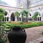 Le clotre de l'abbaye de Fontfroide: un cadre superbe et apaisant...