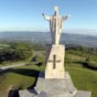 Le monte Naranco est une montagne qui s'lve  634 m d'altitude et qui domine la ville d'Oviedo, en Espagne. Les glises prromanes du monte Naranco se situent  4 km au nord-ouest de la ville, sur le versant sud de la montagne