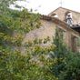 L'glise de Guerendiain joue les discrtes..... Le village localis sur un contrefort de la Sierra de Alaiz est surtout connu pour les dcouvertes palontologiques qui y ont t faites...