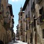 Puente la Reine : la Rua Mayor