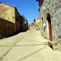 Entre par la rue principale  Rabanal del Camino