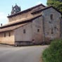 Priesca: L'glise San Salvador . L'difice est l' un des exemplaires de l' architecture de style roman asturienne un peu en retard. 