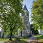 Si vous disposez d'un peu de temps vous pourriez faire un petit cart (moins d'1 km)) sur votre gauche  juste  avant d'atteindre Labastide-Murat pour dcouvrir l'glise Jean-Baptiste (XIVe sicle) de Goudou... En dehors de l'intrt que prsente cet difice son environnement immdiat est agrable et offre aussi une aire de pique-nique! 
