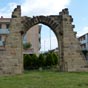 La porte de Carajeas : Important lieu de page pour les voyageurs, commerants et plerins en provenance d'Aragon. Ancienne porte d'accs  la cit.