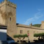 Au XIIe sicle il existait dj ici un palais que le roi Alphonso donna aux chevaliers de Saint Jean de Jrusalem en 1131. L'enceinte fortifie avec ses tours viendra plus tard, et avec elle, un nouveau palais qui sera rsidence royale su XIIIe sicle.