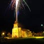 Quand le village d'Atapuerca tire un feu d'artifice pr�s de l'�glise  en l'honneur des p�lerins de notre confr�rie...