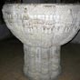 L'glise Nuestra Senora del Camino de Redecilla des XVII et XVIIIe sicle renferme des fonts baptismaux roman datant du XIIe sicle.Les sculptures reprsente la Jrusalem cleste