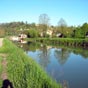 En quittant Moissac on longue le canal de la Garonne  et cet accompagnement est particulirement agrable!Nous empruntant un ancien chemin de halage...