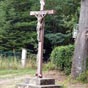 Christ localis peu avant Veign. Possibilit de faire tape dans ce charmant petit village car la commune met  la disposition des plerins un hbergement.... (Attention  ce qui est prcis le plus souvent: Veign se situe  15 km aprs Tours et non  12 km...